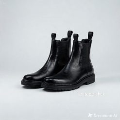Toe Boots